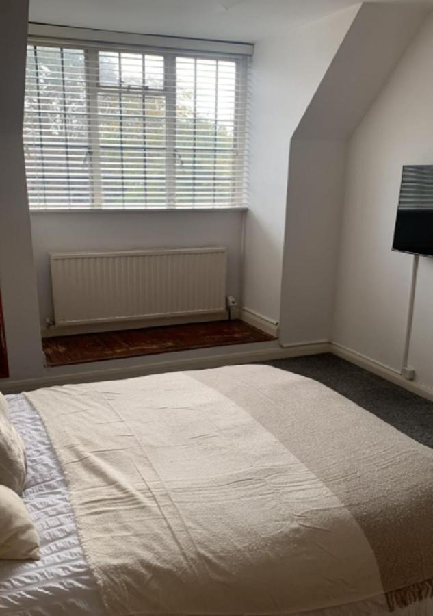 Wandsworth, South London Deluxe King Room 4 Buitenkant foto