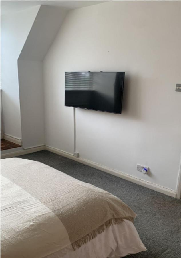 Wandsworth, South London Deluxe King Room 4 Buitenkant foto